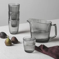 HADELAND GLASSVERK Siri Mugge 1L Røkgrå