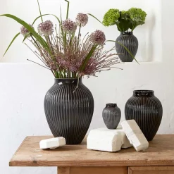 KNABSTRUP KERAMIK Vase 27cm Riflet Svart