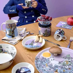 MOOMIN ARABIA Mummi Serveringsbrett 35cm Venner For Alltid