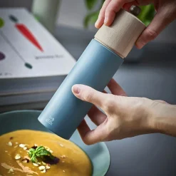 PEUGEOT Boreal Pepperkvern 21cm Himmelblå